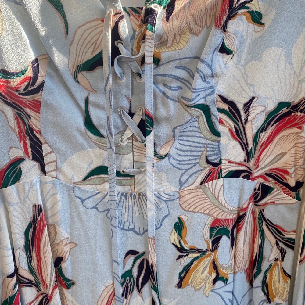 Cupcakes & Cashmere Blue Floral Dress - Never Worn - Picture 3 of 4